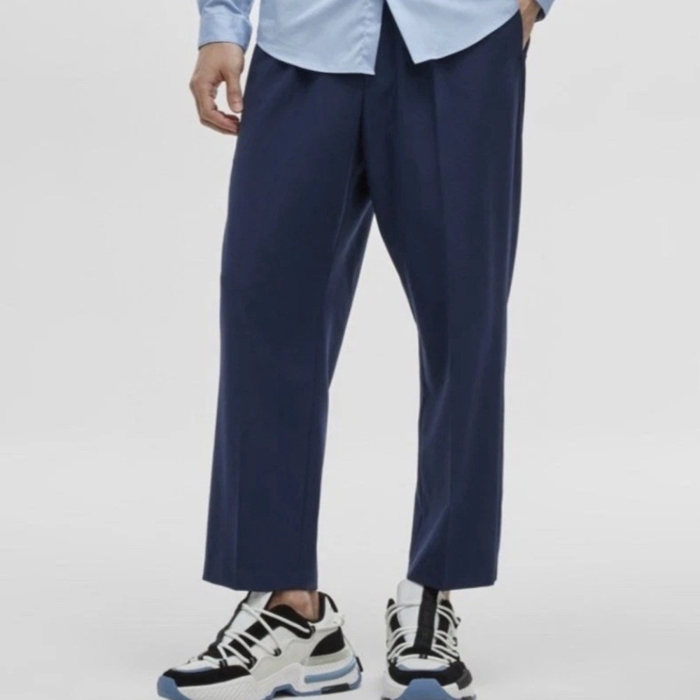 Mode of One Mens Relaxed Fit Pleated Trousers Navy Blue Caspian Waters Large NEW